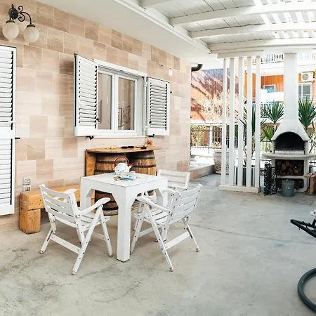 Eletti - A Due Passi Dai Sassi E Dal Centro Citta *